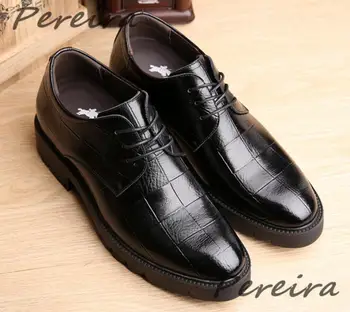 גברים שחורים, נעלי עור מחודדות הבוהן 8Cm פנימית מוגבר נעליים מזדמנים אופנה קלאסי המשרד לעסקים גברים של השמלה דרבי נעליים
